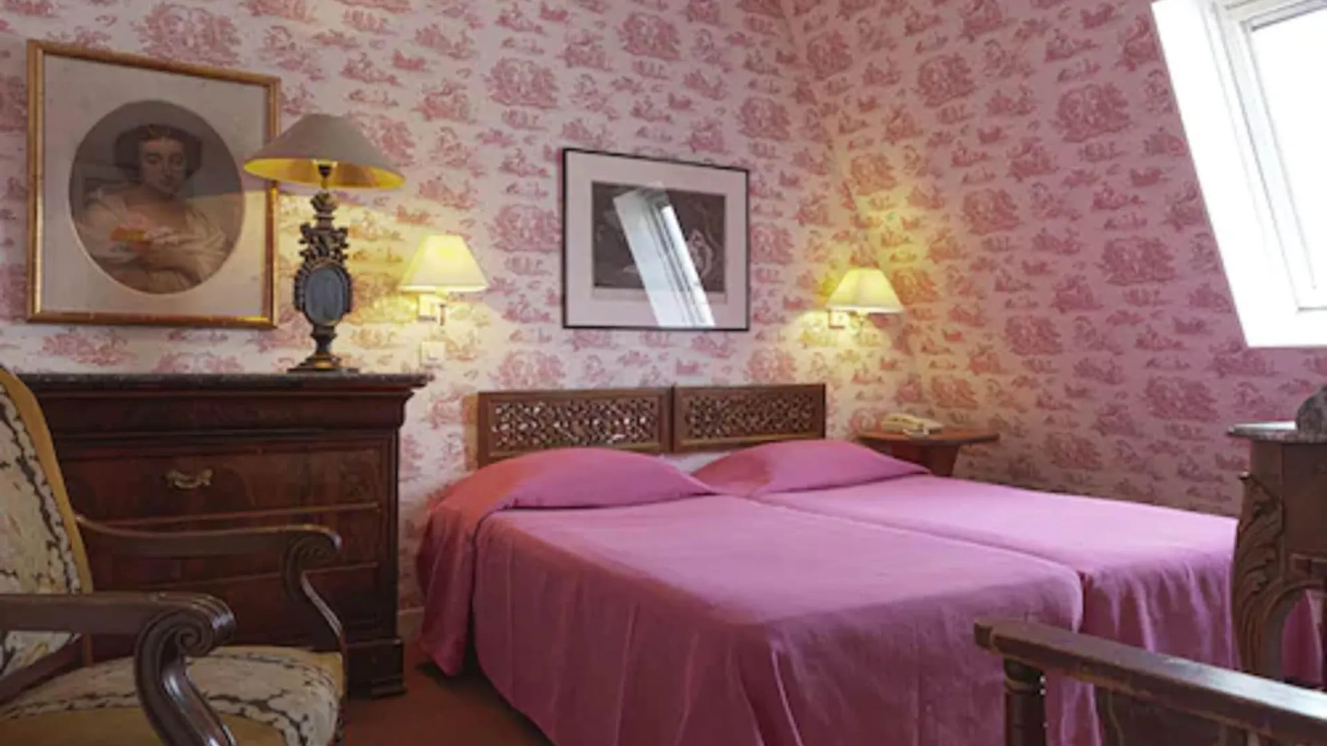 Hotel Agora Париж 2*,