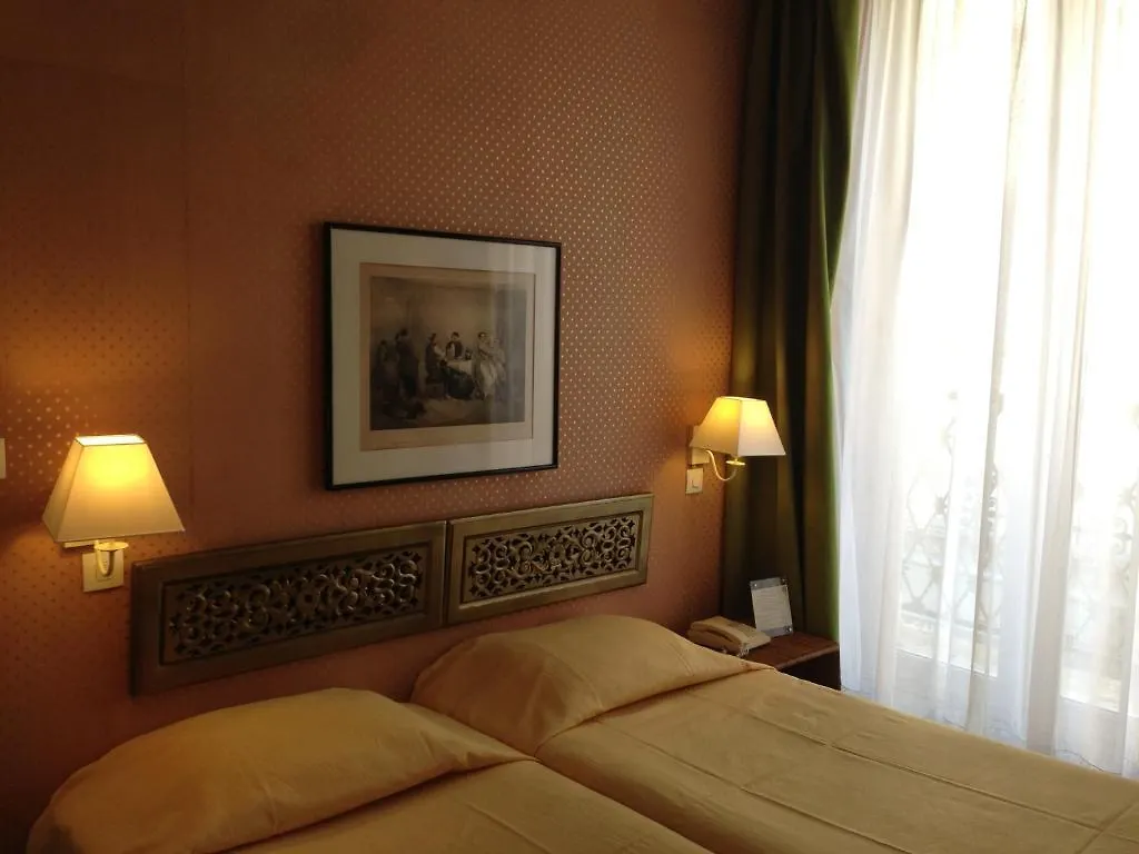Hotel Agora Париж